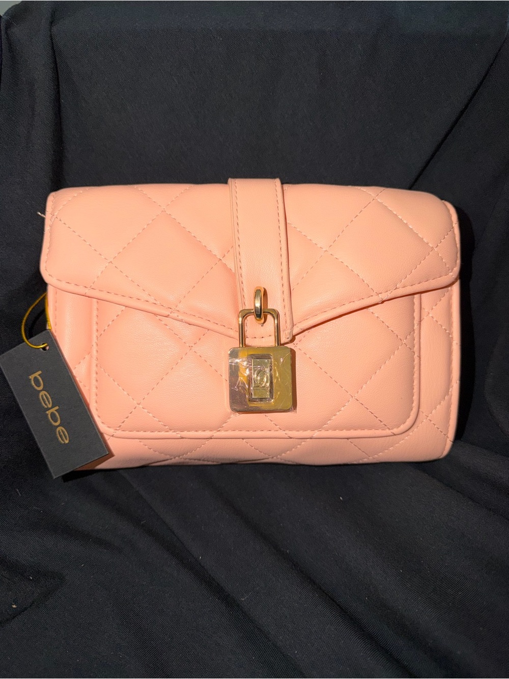 Bebe PEACH
KELLEN CROSSBODY